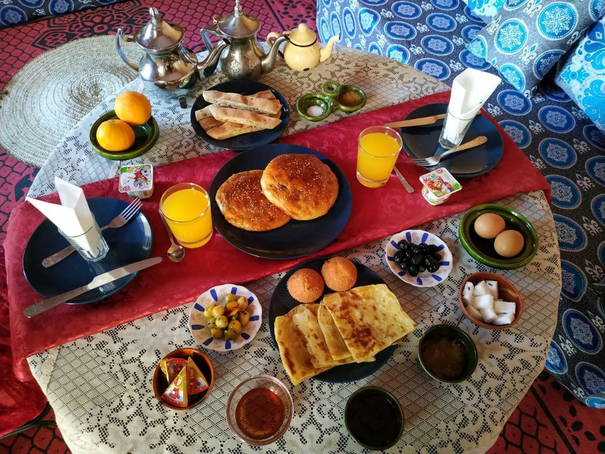 Riad Dar Zaouia ซากอร่า ภายนอก รูปภาพ